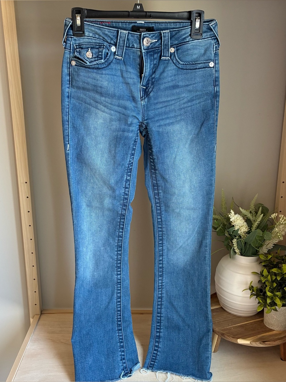 True Religion Becca‎ Mid Rise
Bootcut Jeans Women's Size 26
Blue Pockets Western - Picture 3 of 6